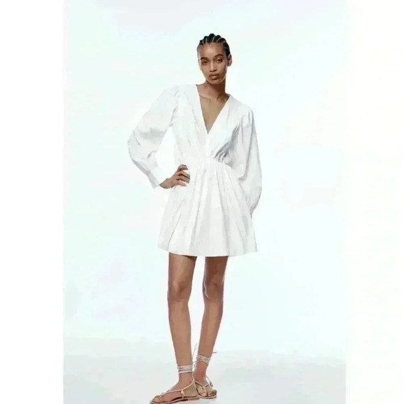 Zara Dresses & Skirts - Zara Women's White embroidered Dress